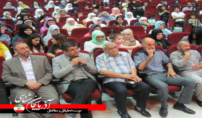 مراسم رونمایی و تقدیر از عوامل ساخت و تهیه فیلم
